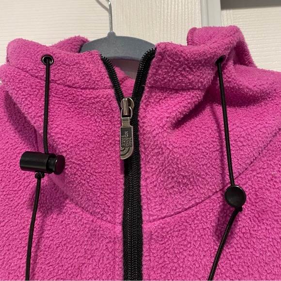 The North Face Vintage Pink Fleece 1/4 Zip Pullover - Picture 2 of 5